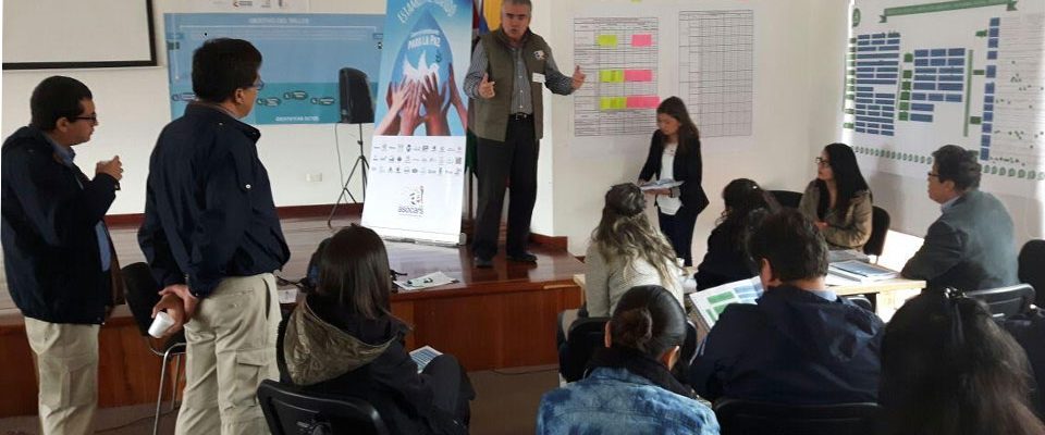 Los-Jefes-de-los-Santuarios-de-Flora-y-Fauna-de-Iguaque-y-Guanenta-altro-Rio-Fonce-William-Zorro-y-Fabio-Munoz-respectivamente-participaron-en-la-jornada-de-socializacion. Los-Jefes-de-los-Santuarios-de-Flora-y-Fauna-de-Iguaque-y-Guanenta-altro-Rio-Fonce-William-Zorro-y-Fabio-Munoz-respectivamente-participaron-en-la-jornada-de-socializacion.