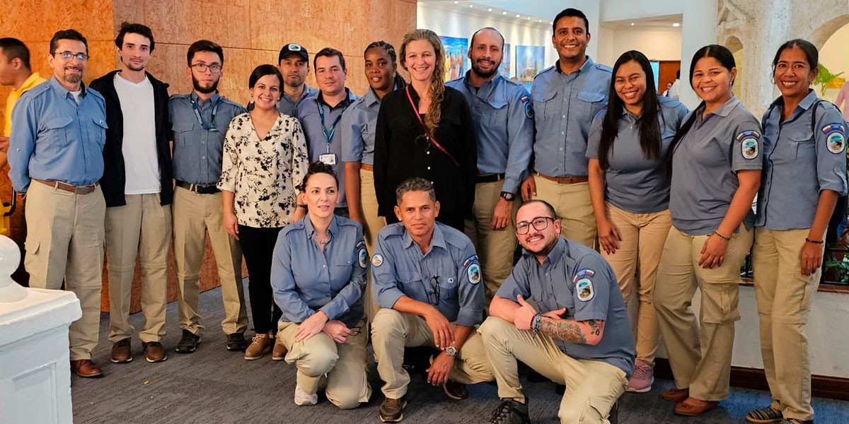 Taller de capacitación en herramienta de diagnóstico de la resiliencia en áreas marinas protegidas de Parques Nacionales Naturales de Colombia. Taller de capacitación en herramienta de diagnóstico de la resiliencia en áreas marinas protegidas de Parques Nacionales Naturales de Colombia.