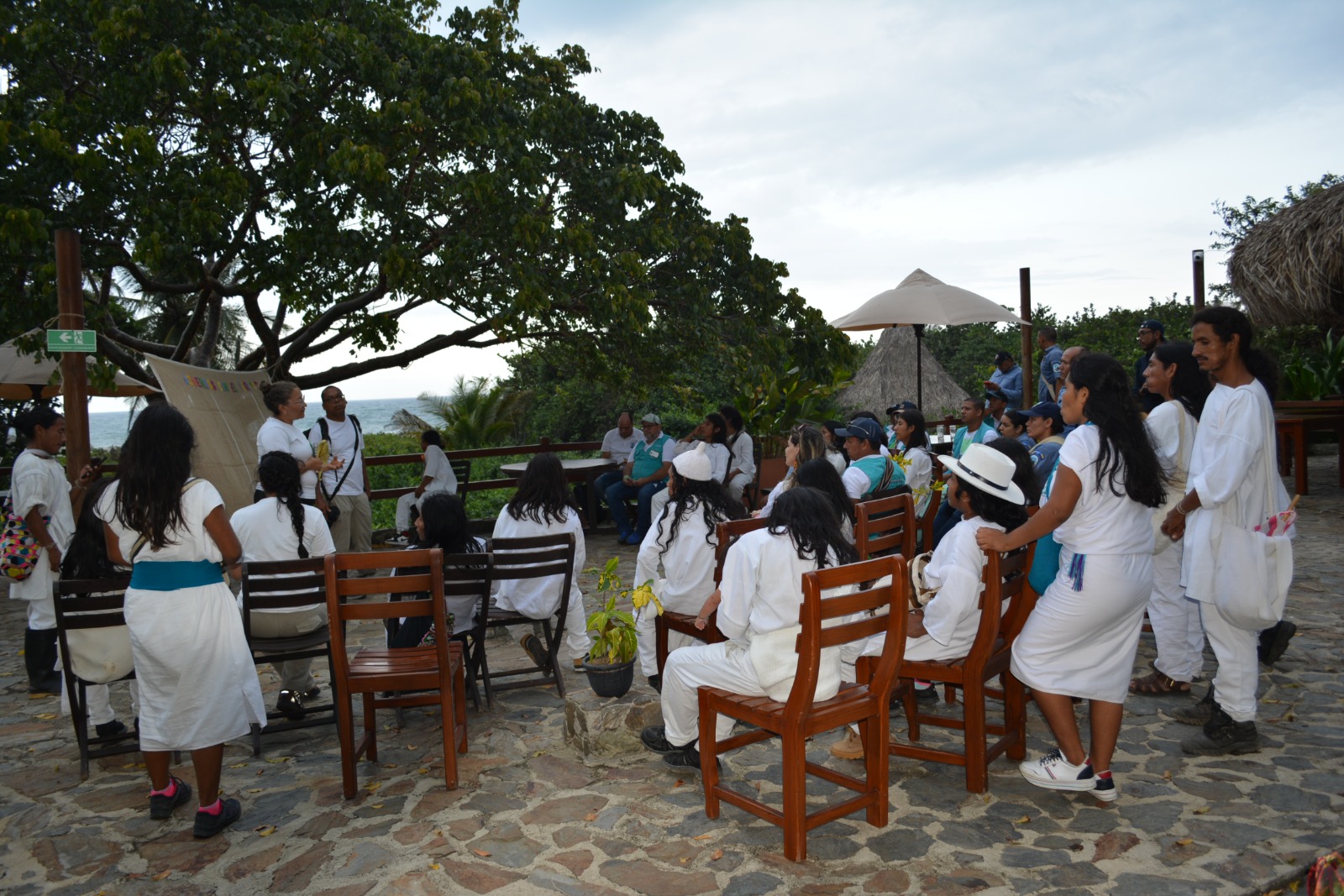 Parques Nacionales Naturales Sierra Nevada de Santa Marta, y Tayrona con instituciones educativas