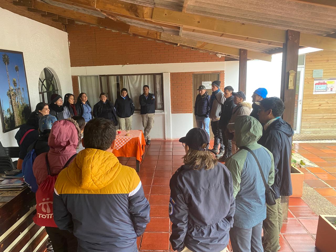 turismo de naturaleza entre el PNN Sierra de la Macarena y Tinigua en el PNN Chingaza