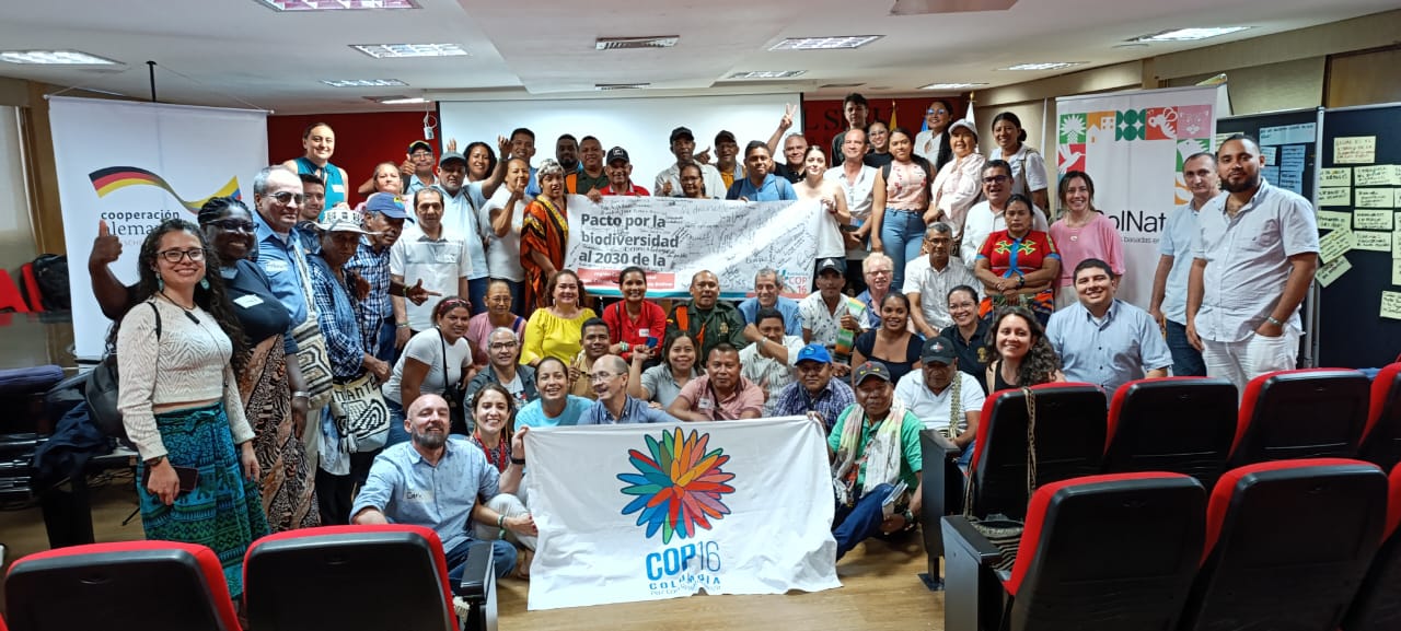 En el encuentro regional por la Actualización del Plan de Acción de Biodiversidad de la Región Caribe – Occidental se firmó un pacto simbólico por la protección de la biodiversidad En el encuentro regional por la Actualización del Plan de Acción de Biodiversidad de la Región Caribe – Occidental se firmó un pacto simbólico por la protección de la biodiversidad