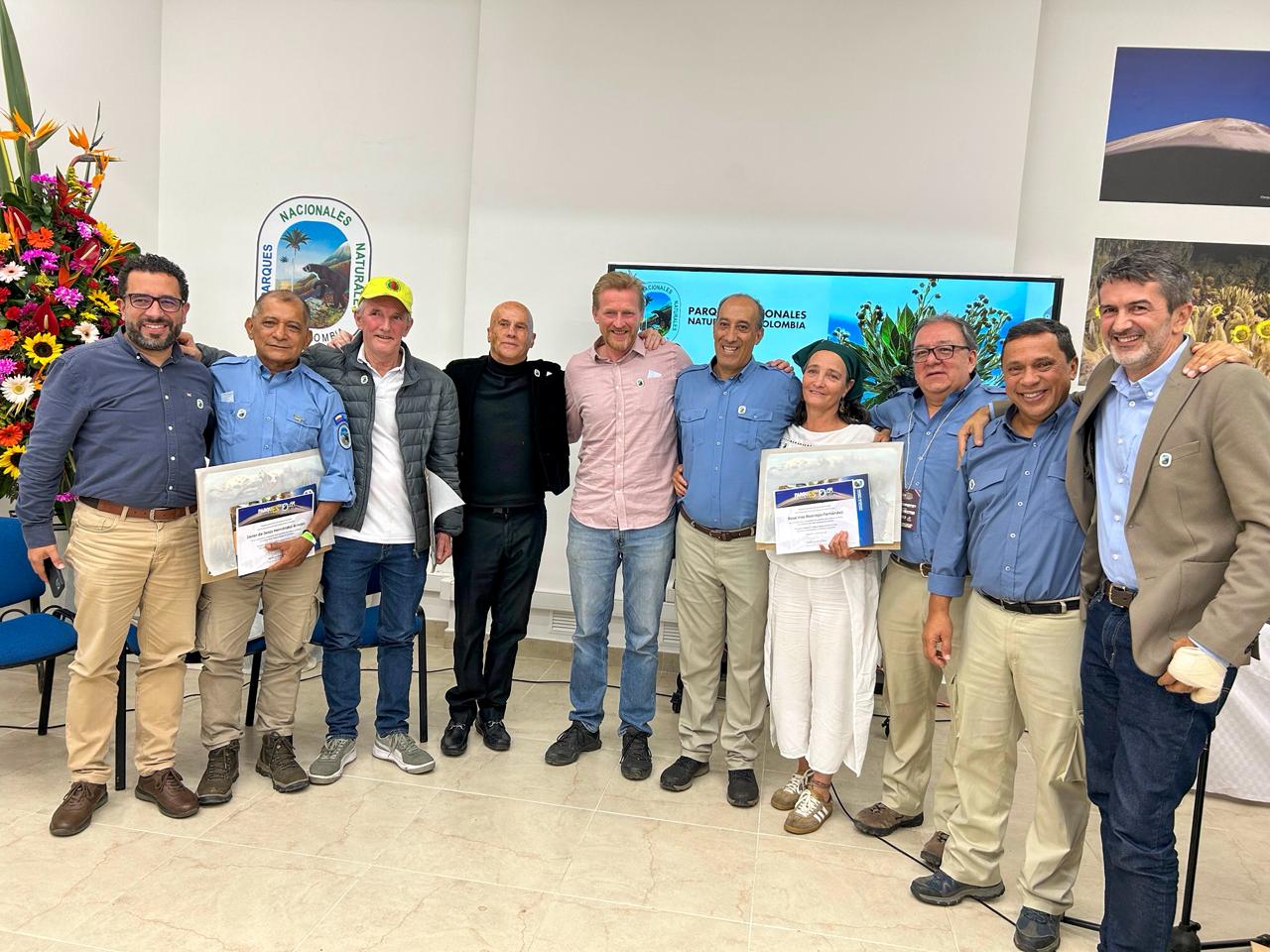 Un nuevo espacio para la conservación y el conocimiento en el eje cafetero: Parques Nacionales Naturales abrió el auditorio Juan Pablo Ruiz Soto en Manizales Un nuevo espacio para la conservación y el conocimiento en el eje cafetero: Parques Nacionales Naturales abrió el auditorio Juan Pablo Ruiz Soto en Manizales